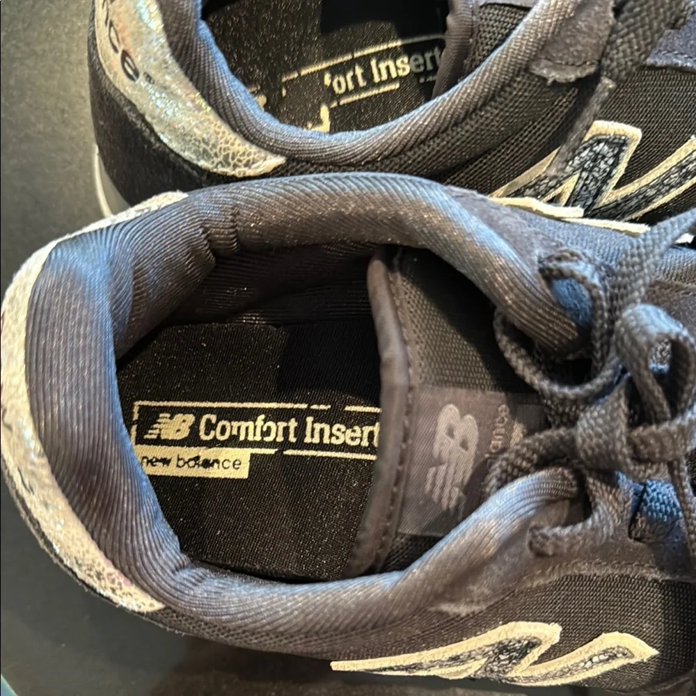 New Balance 311 Classic Women’s Black Suede Sneakers with silver N logo size 6.5